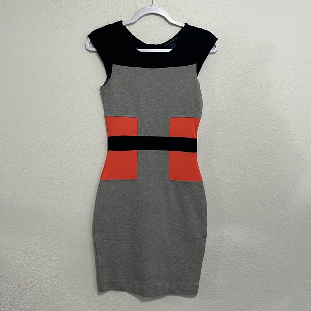 French Connection gray, black, and pink body con dress size 6